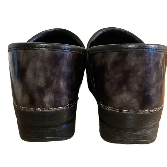 Dansko Black Mottled Clogs - 41 - Picture 3 of 10